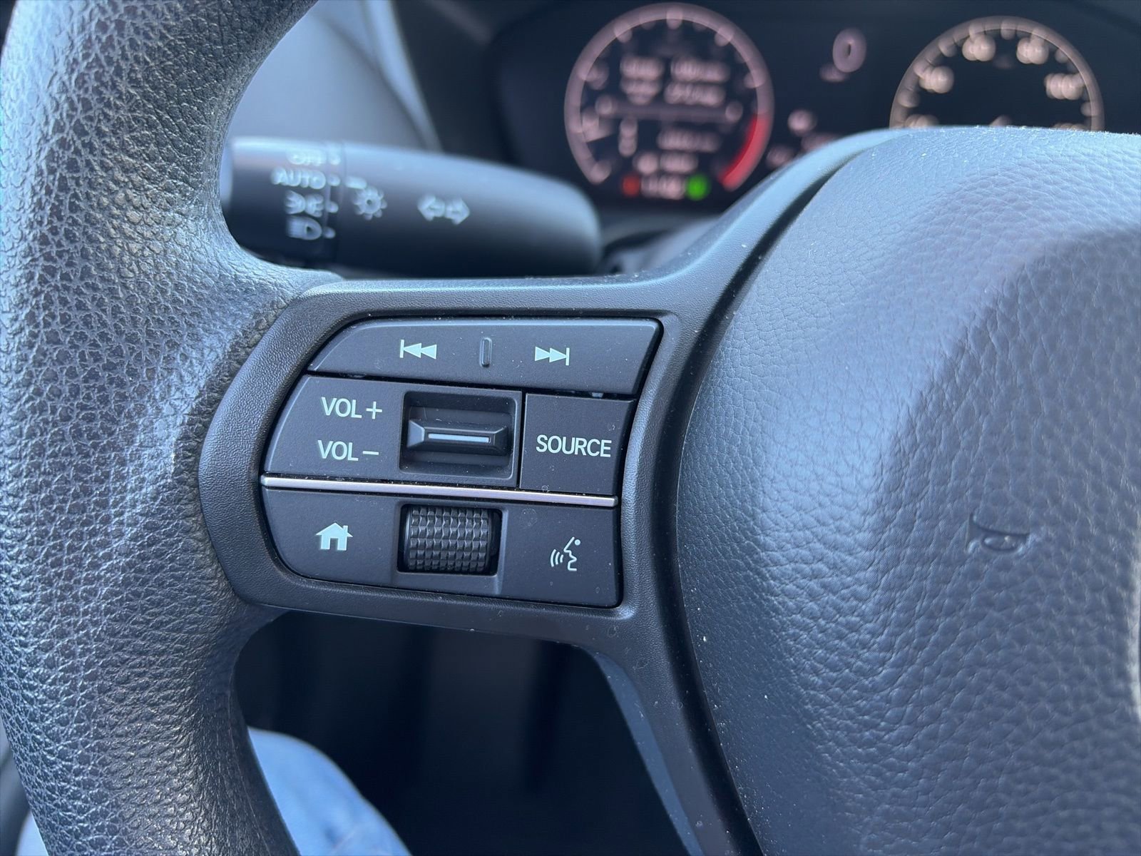 Used 2023 Honda HR-V LX image 20