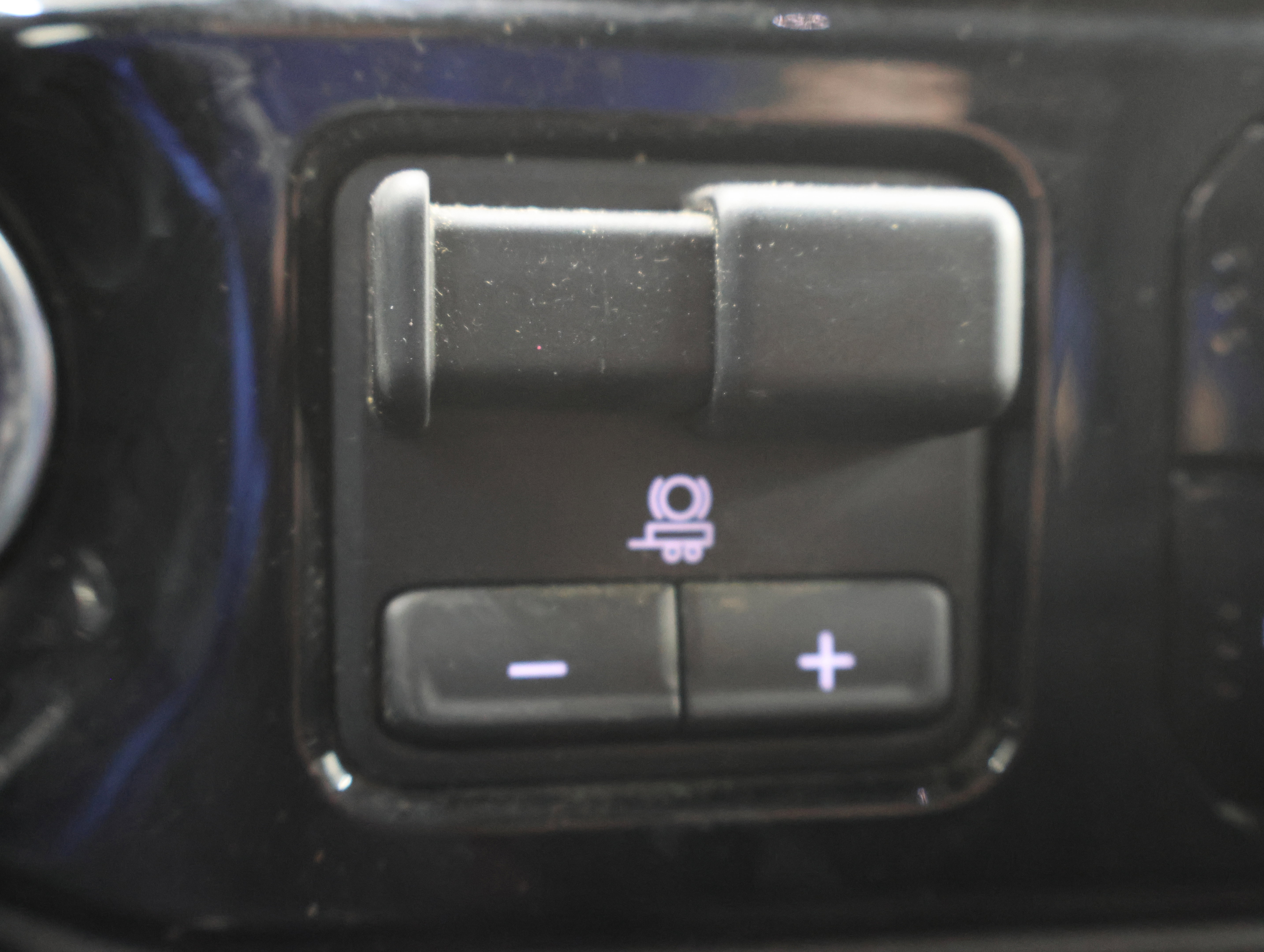 Used 2024 Chevrolet Silverado 2500 LT w/ Midnight Edition image 50