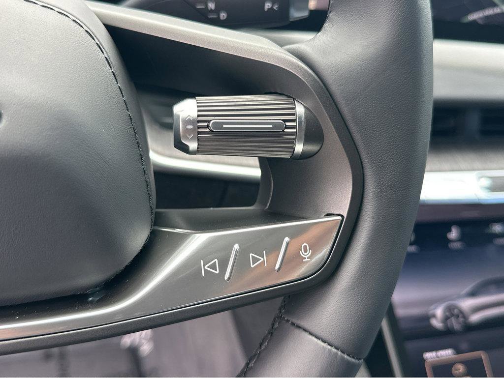 Used 2024 Lucid Air Touring AWD/4WD image 23