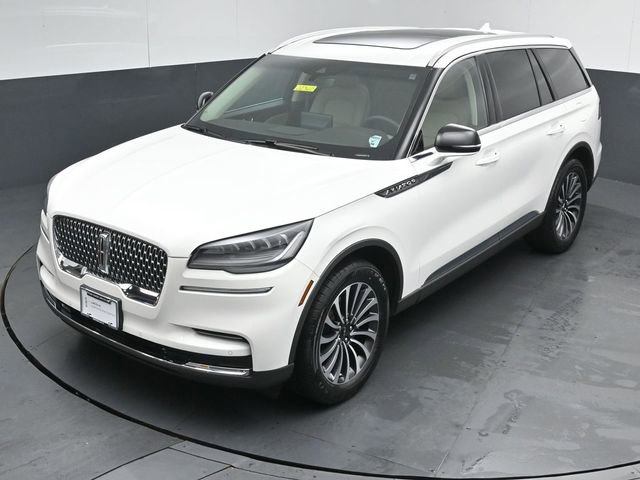 Used 2023 Lincoln Aviator AWD w/ Premium Package image 44