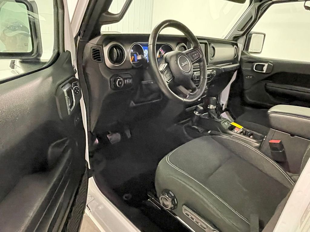 Used 2021 Jeep Wrangler Unlimited Sport image 17
