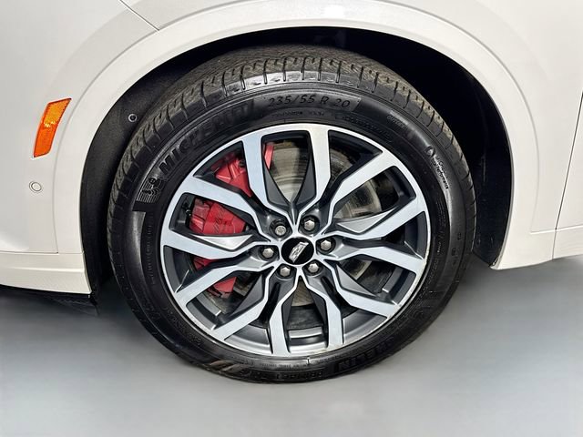 Used 2024 Cadillac XT6 Sport w/ Technology Package AWD/4WD image 4