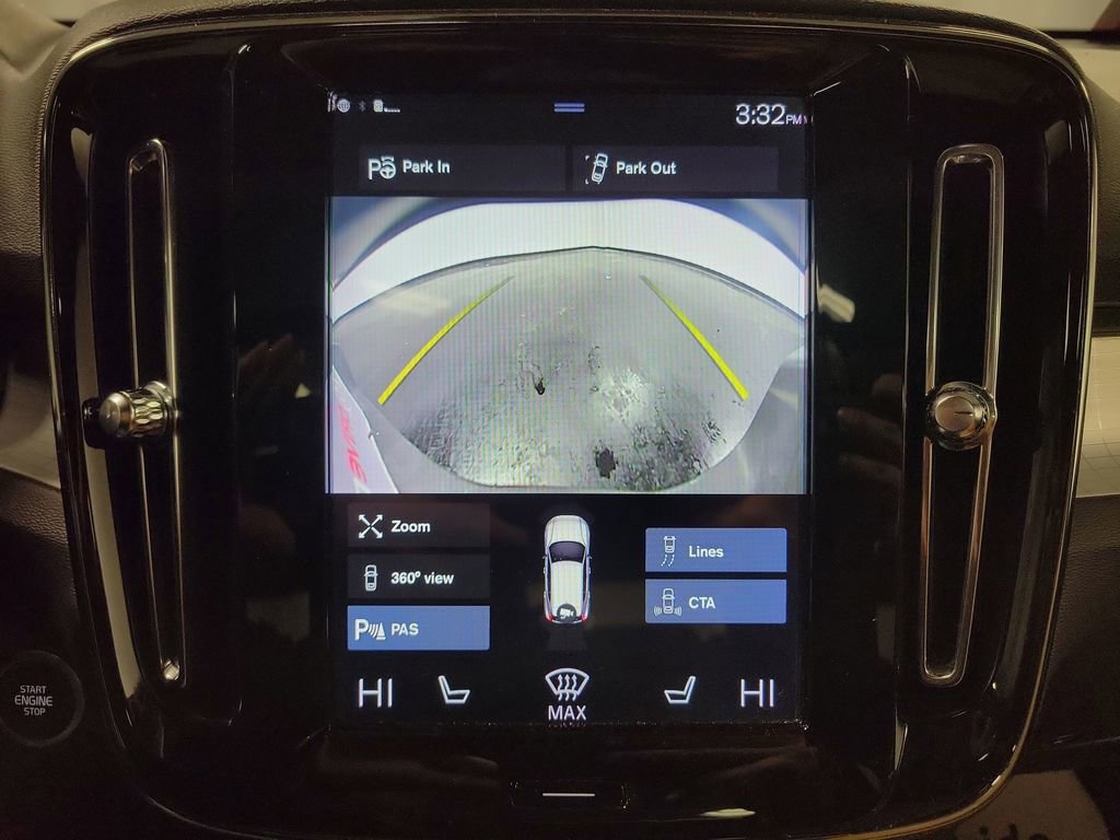 Used 2019 Volvo XC40 T5 Momentum image 21