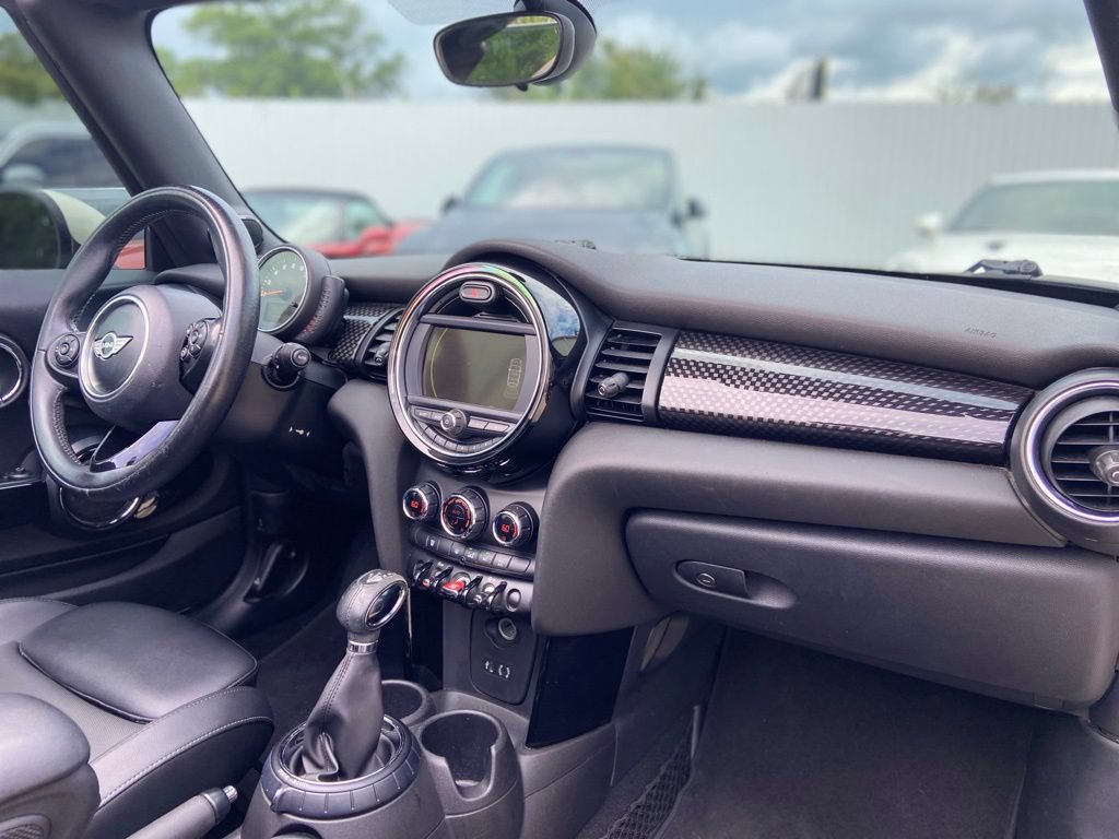 Used 2016 MINI Cooper S FWD image 25