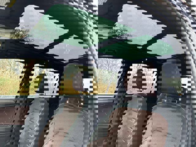 Used 2022 Volkswagen Tiguan SEL R-Line image 25