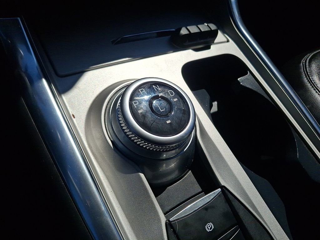 Certified 2023 Ford Explorer XLT w/ Equipment Group 202A AWD/4WD image 16