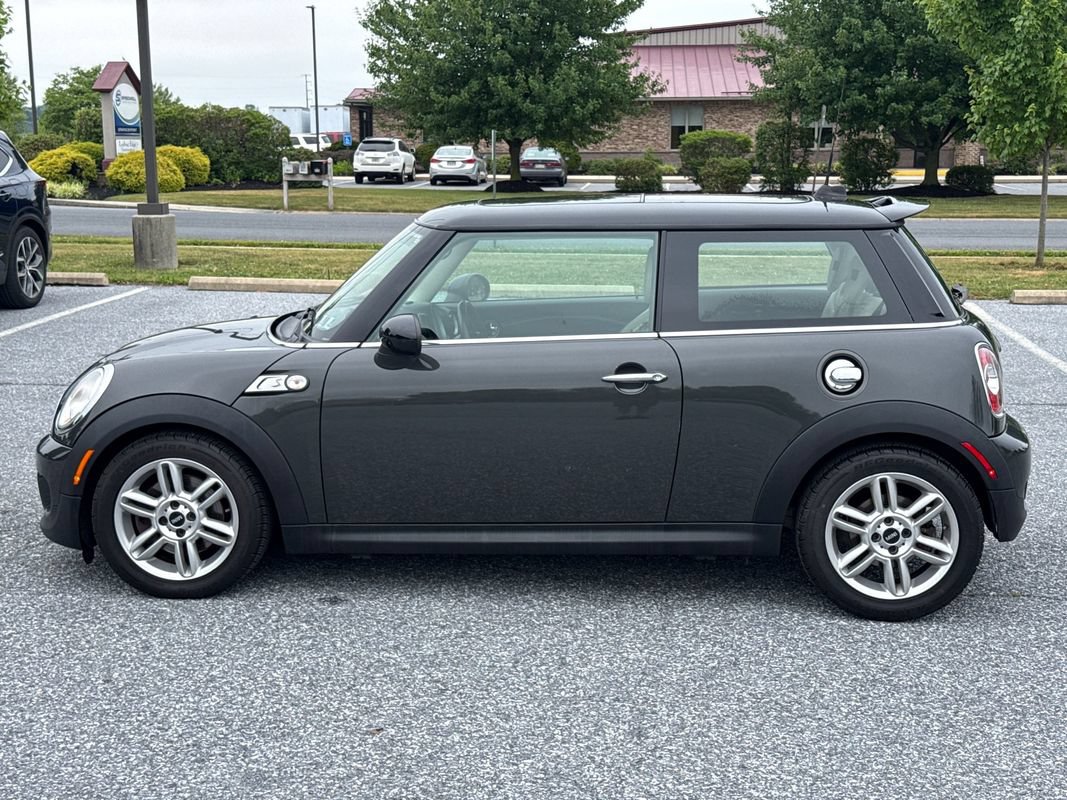 Used 2013 MINI Cooper S FWD image 5