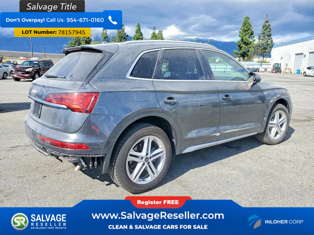 Used 2024 Audi Q5 e Premium w/ Convenience Package image 4
