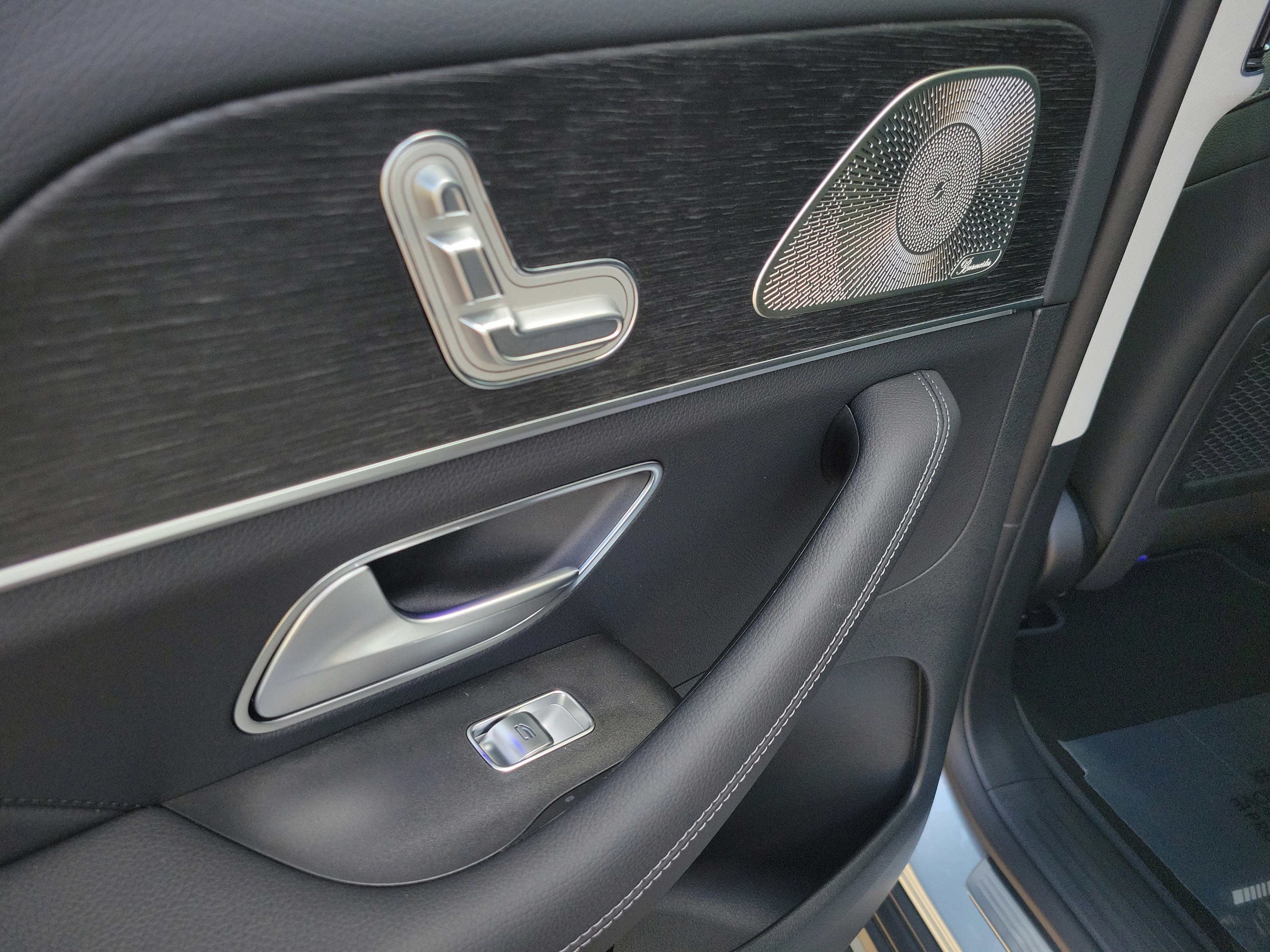 New 2026 Mercedes-Benz GLS 450 4MATIC image 7