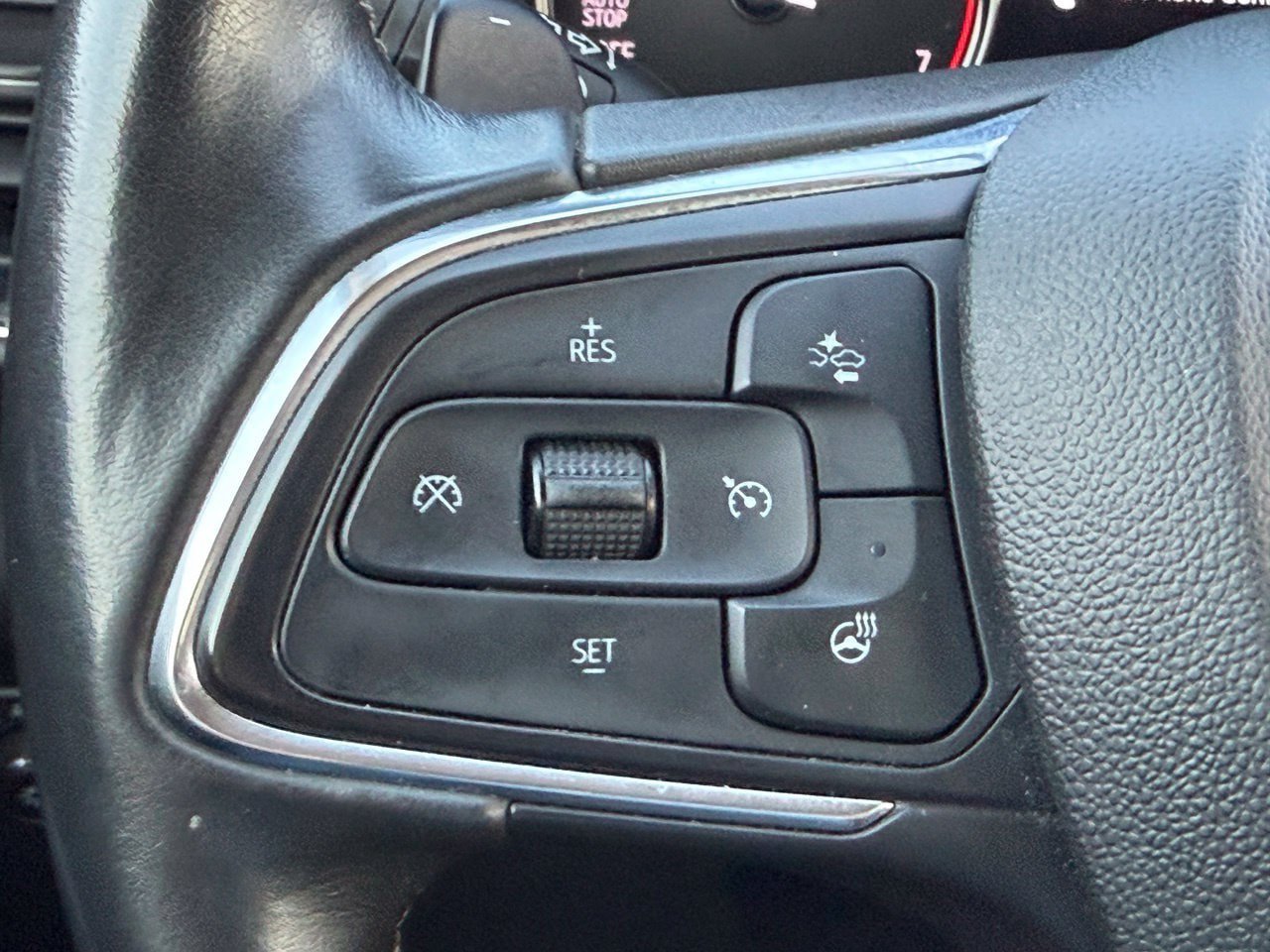Used 2023 Buick Envision Essence FWD image 15