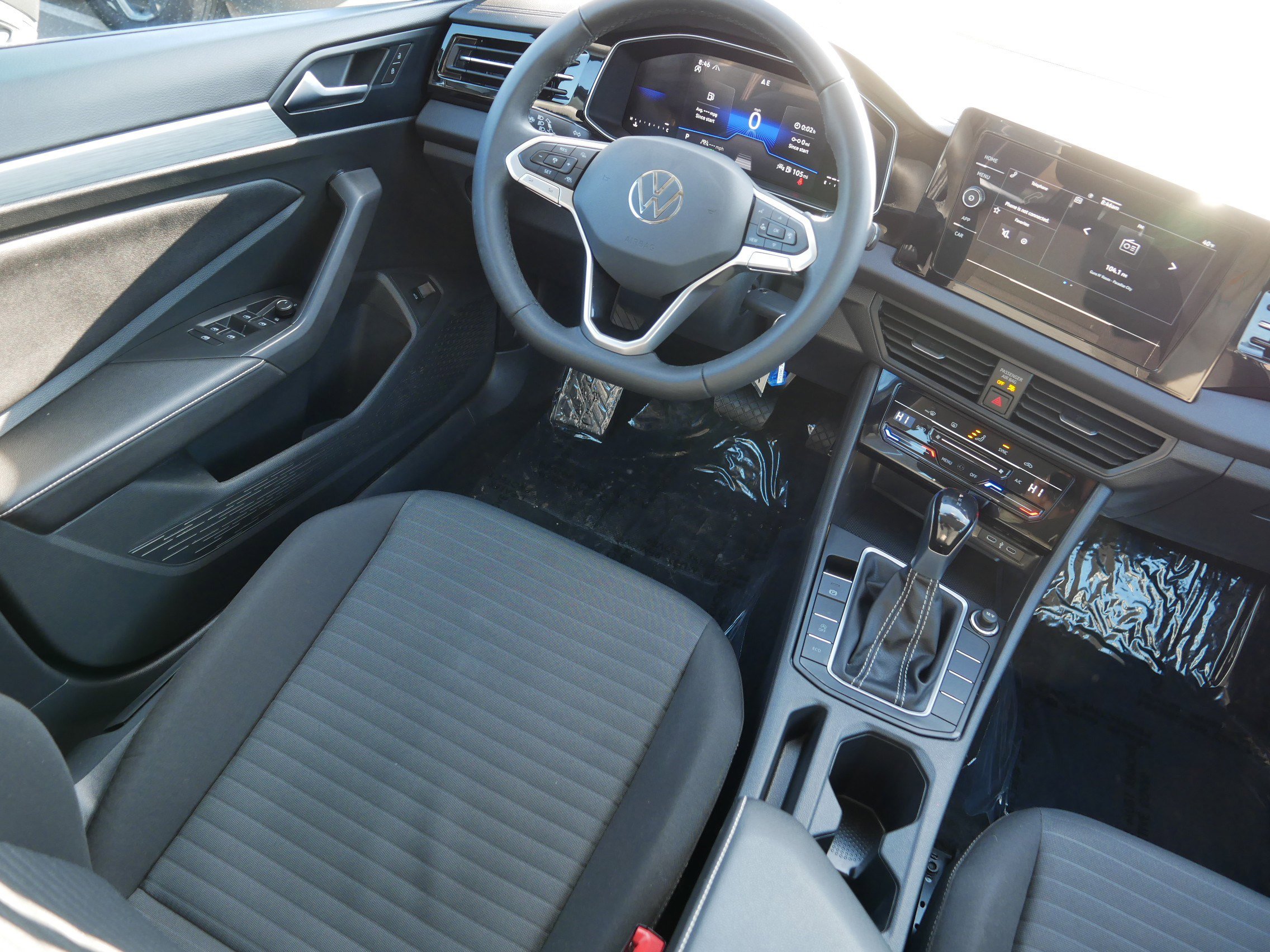 Used 2025 Volkswagen Jetta S image 9