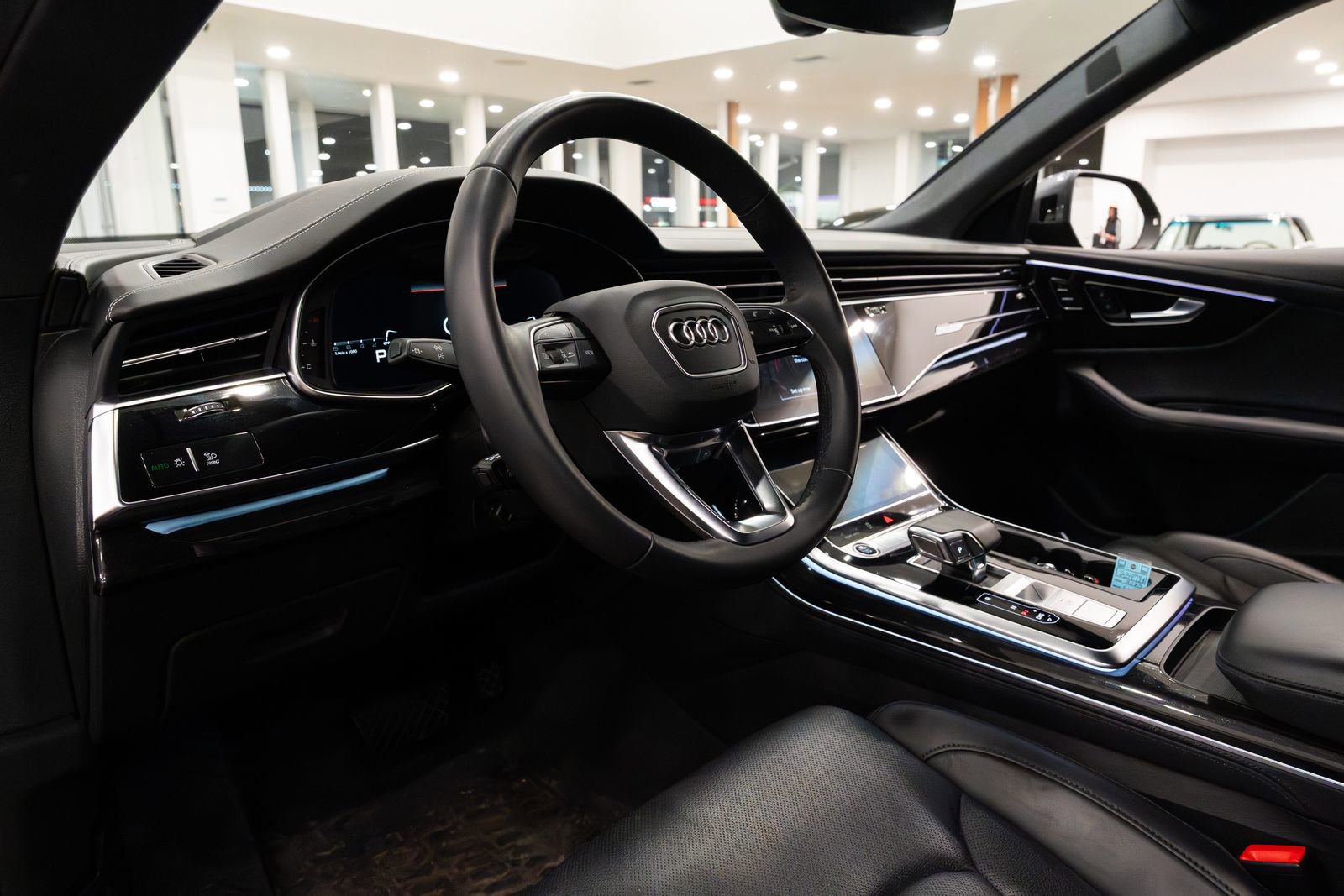 Used 2023 Audi Q8 Prestige image 7
