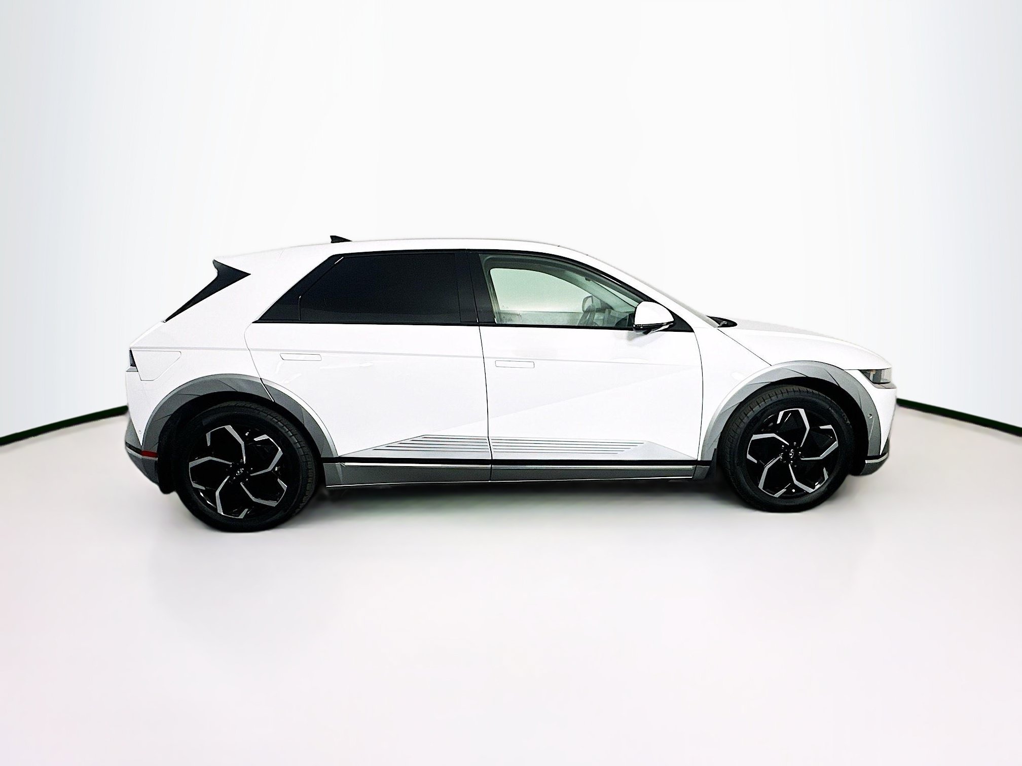 Used 2024 Hyundai Ioniq 5 Limited RWD image 10