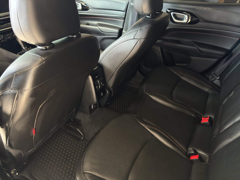 New 2025 Jeep Compass Trailhawk w/ Trailhawk Elite Group image 14