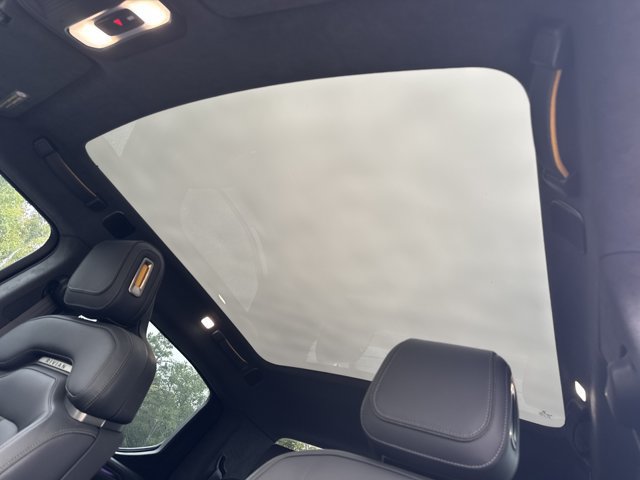 Used 2022 Rivian R1T Launch Edition AWD/4WD image 30