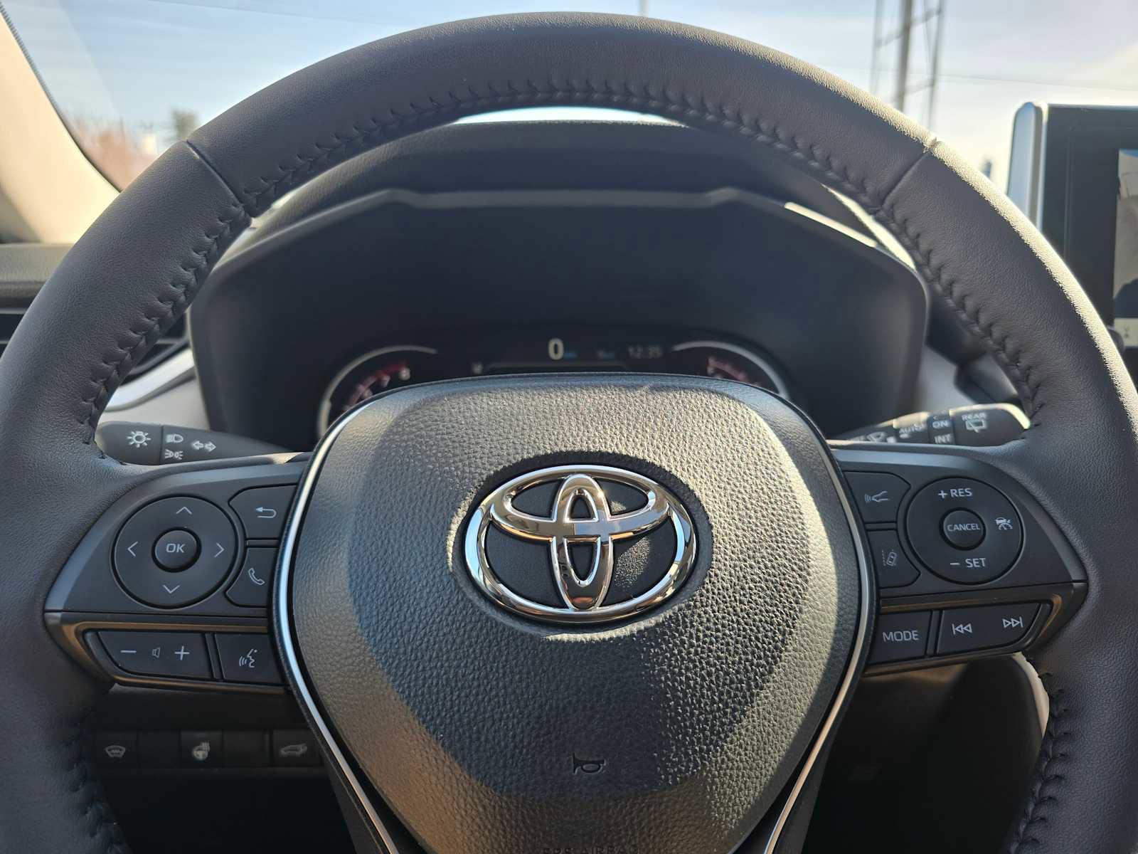 Certified 2025 Toyota RAV4 XLE w/ Convenience Package image 31