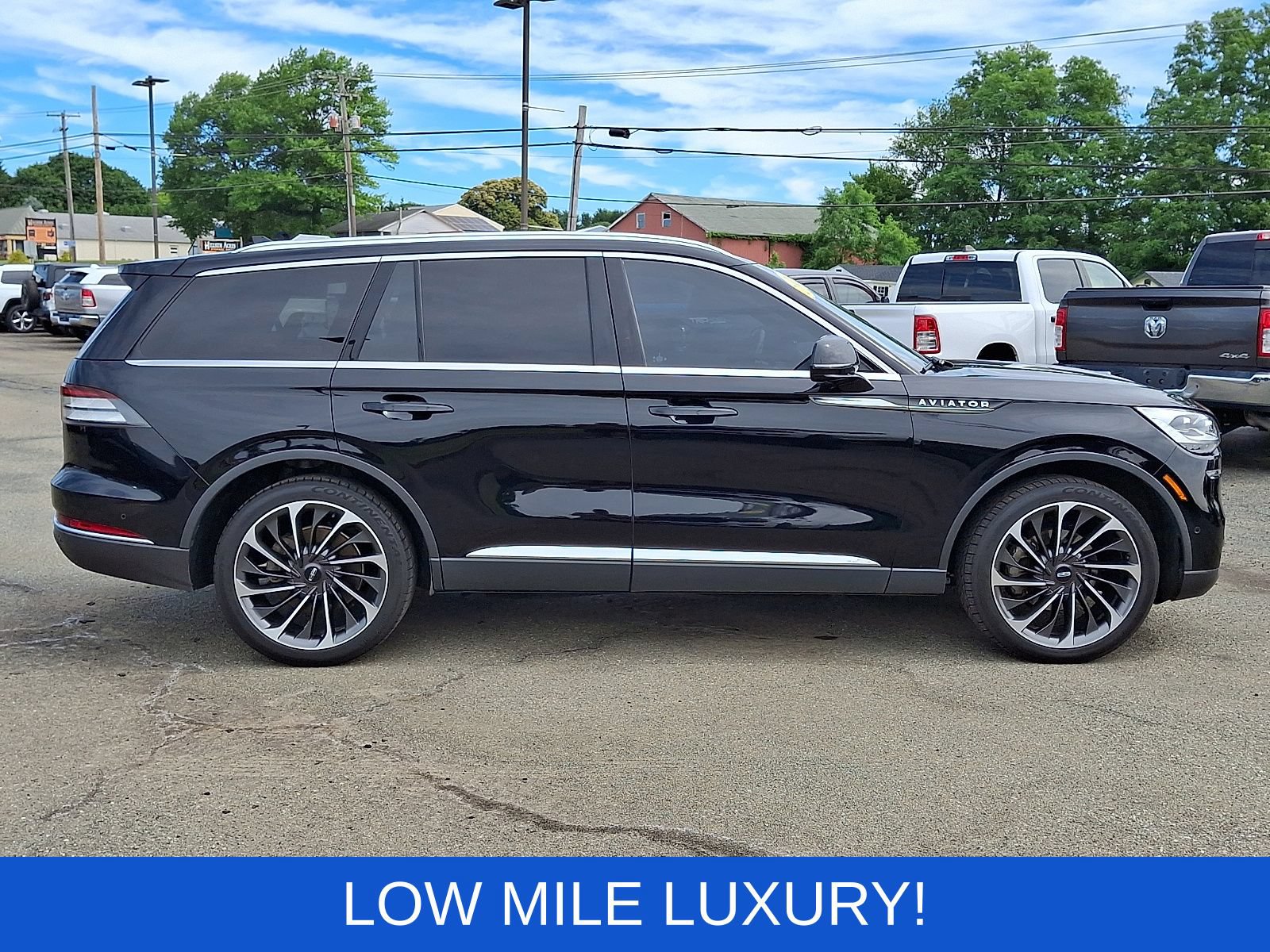 Used 2021 Lincoln Aviator Reserve w/ Equipment Group 202A AWD/4WD image 8