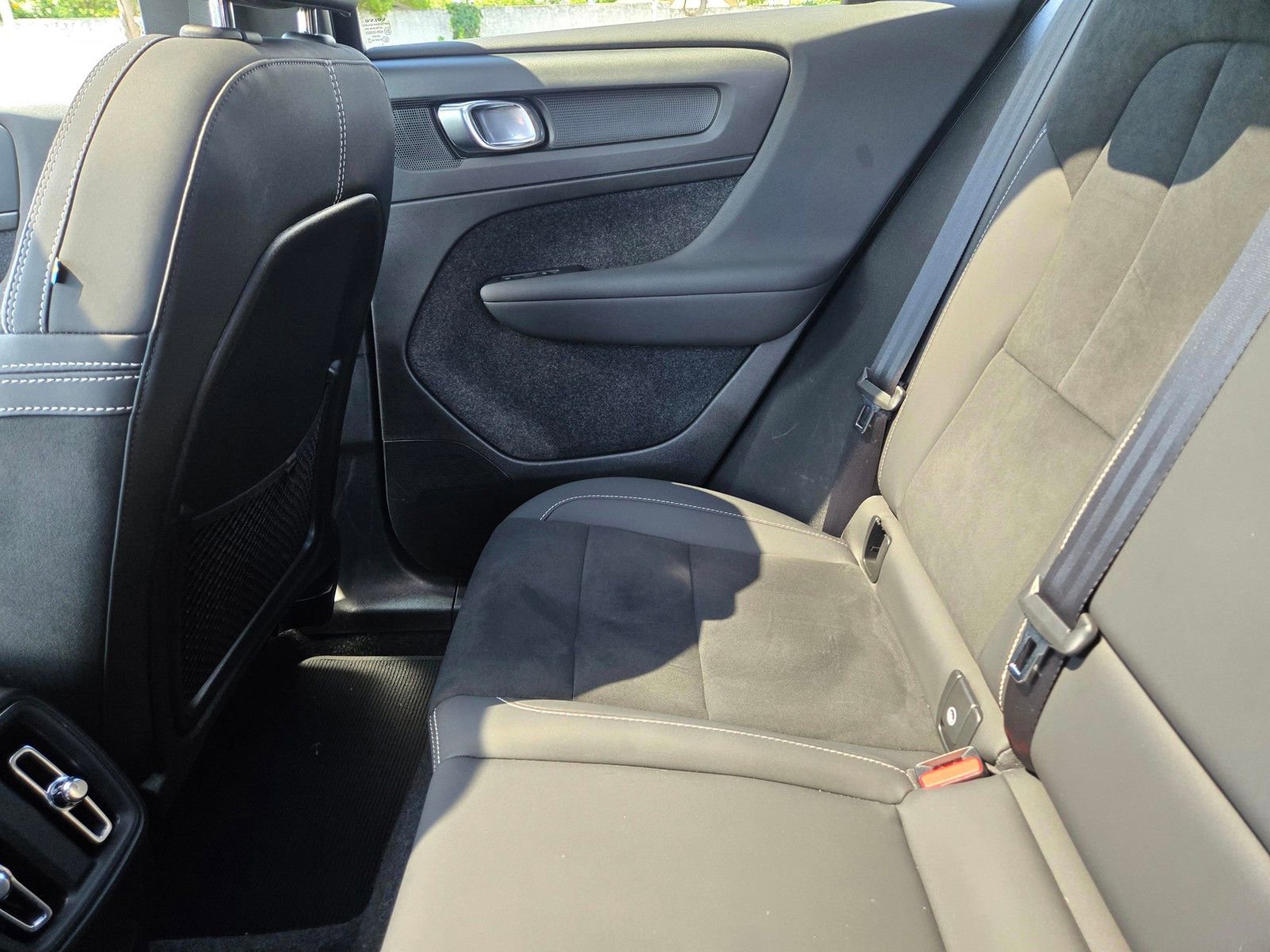 Certified 2023 Volvo C40 P8 Recharge Ultimate AWD/4WD image 15