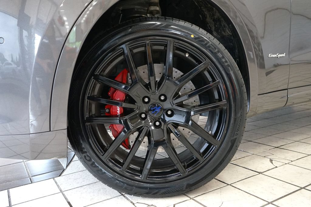 Used 2018 Maserati Levante S GranSport AWD/4WD image 59