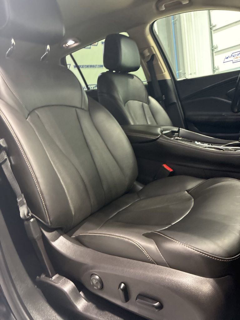 Used 2017 Buick Envision Essence AWD/4WD image 48