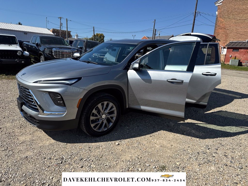 Used 2026 Buick Enclave Preferred w/ Power Package FWD image 32