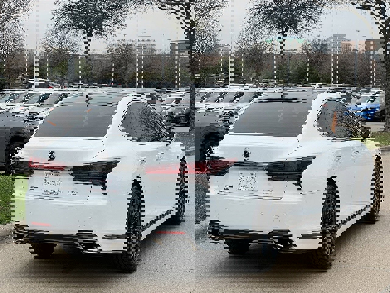 Used 2021 Lexus LS 500 F Sport w/ Accessory Package (Z2) image 4