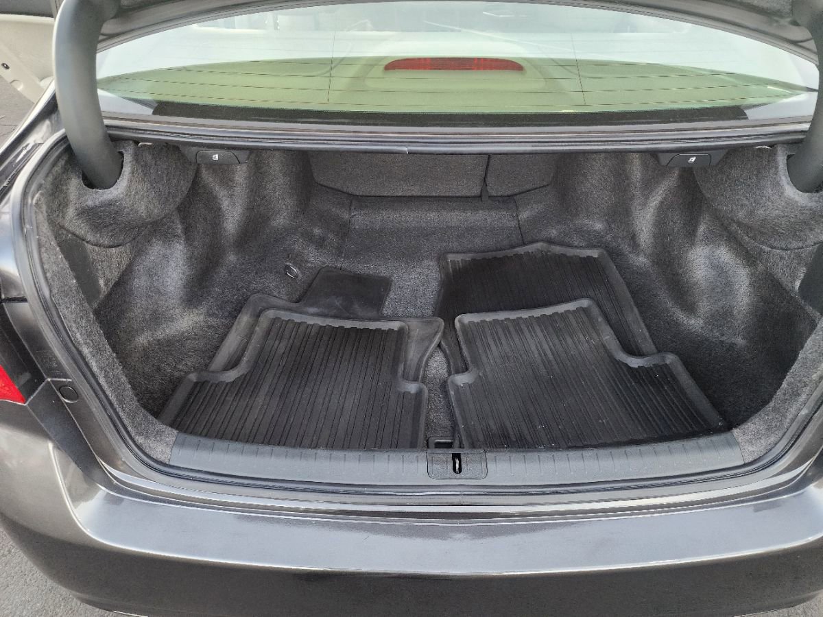 Used 2013 Acura TSX image 12