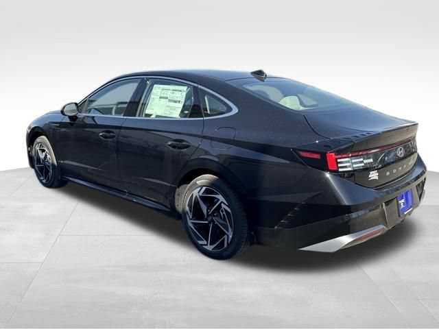 New 2026 Hyundai Sonata SEL FWD image 3