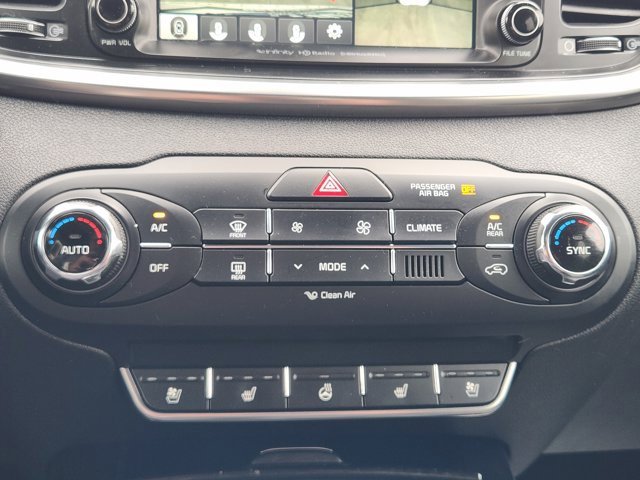 Used 2018 Kia Sorento SX image 18