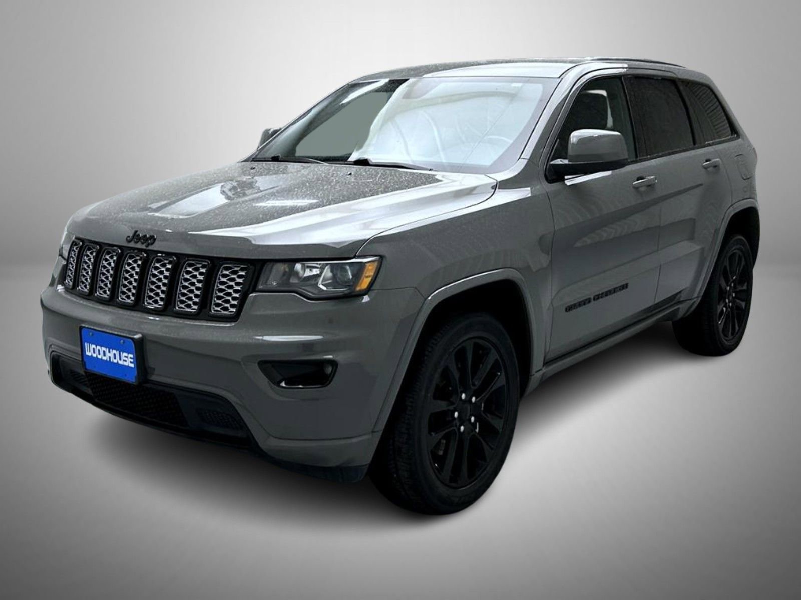 Used 2021 Jeep Grand Cherokee Laredo X AWD/4WD image 1