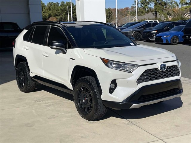 Used 2019 Toyota RAV4 XSE image 4