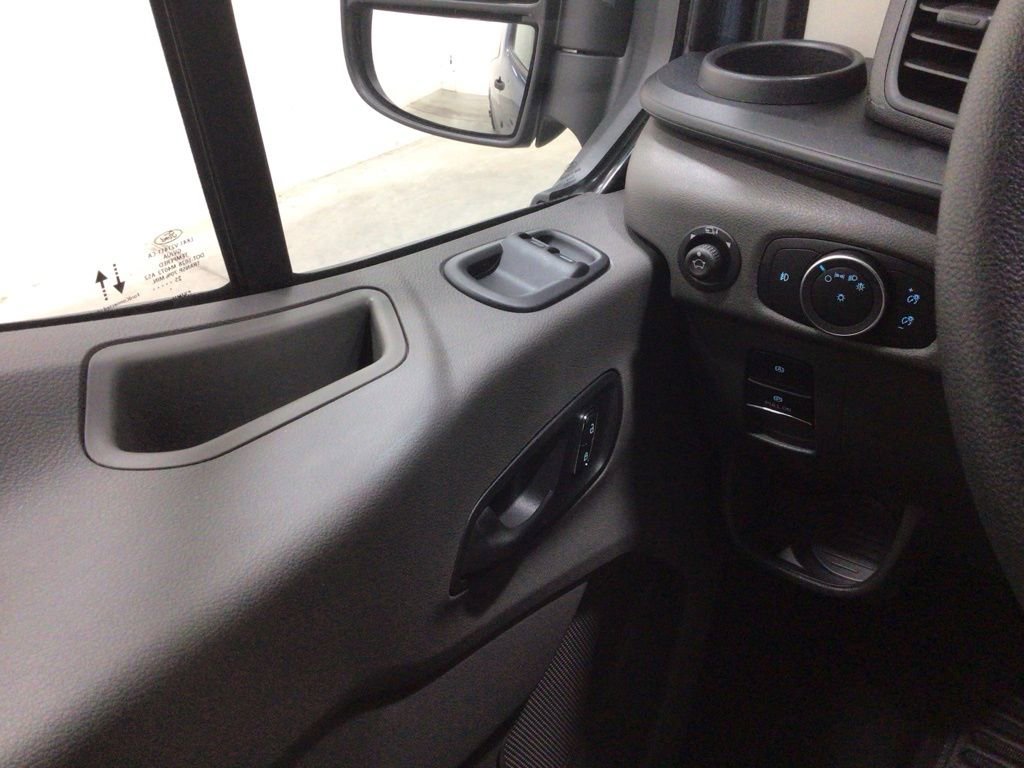 New 2025 Ford Transit 350 XLT image 17