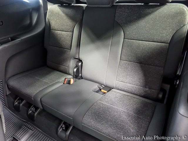New 2026 Chevrolet Traverse LT w/ LPO, Floor Liner Package FWD image 11