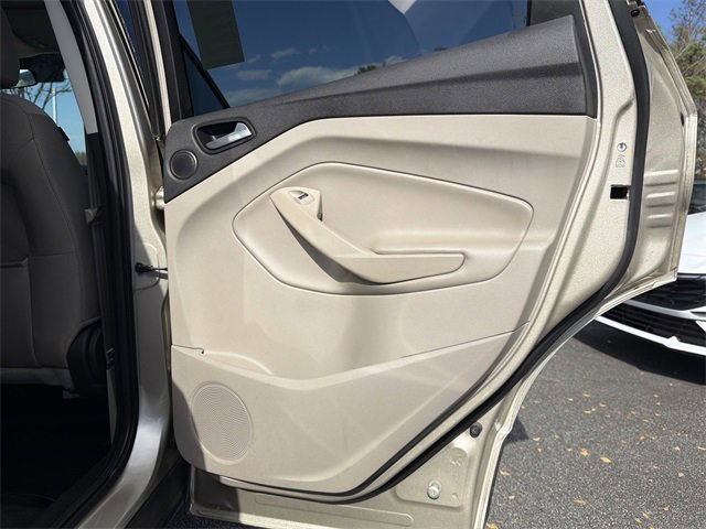 Used 2017 Ford Escape SE w/ Equipment Group 201A image 16