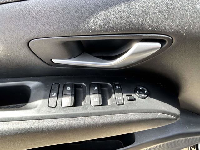Used 2023 Hyundai Tucson SEL FWD image 13