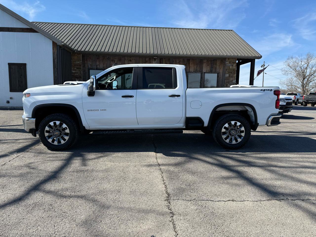Used 2022 Chevrolet Silverado 2500 Custom w/ Custom Value Package image 2