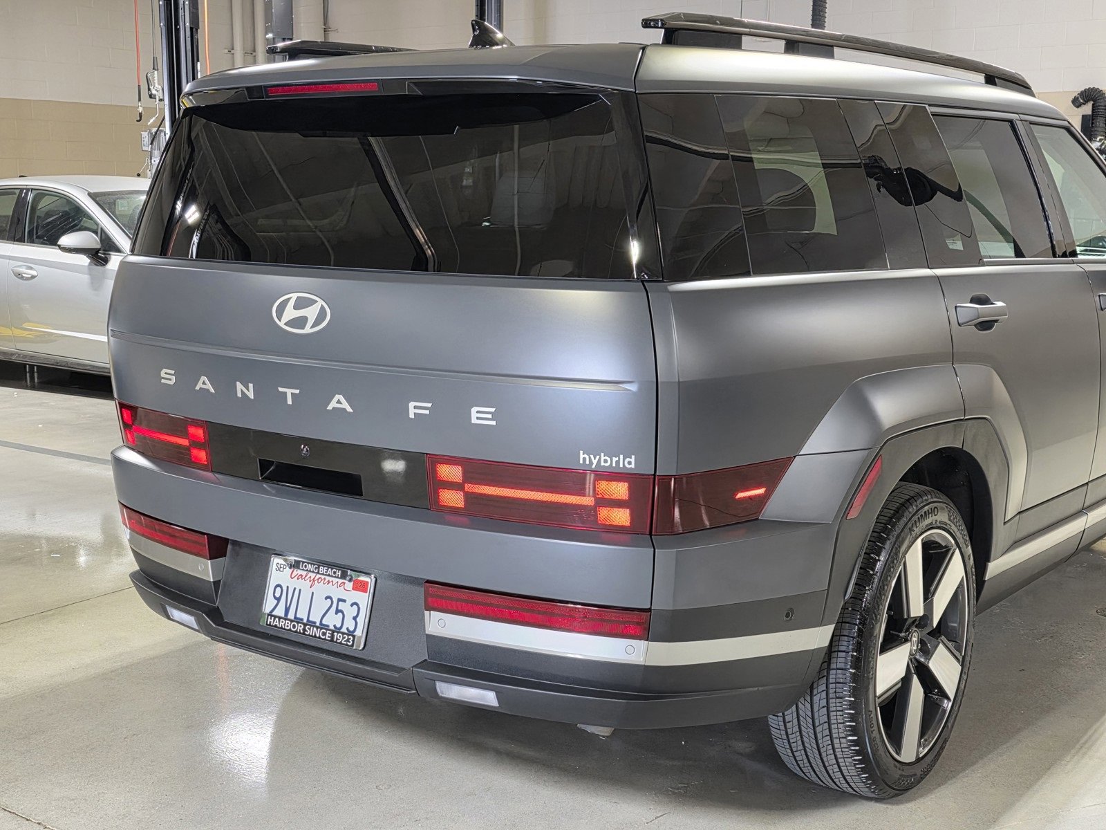 Certified 2025 Hyundai Santa Fe Limited image 11