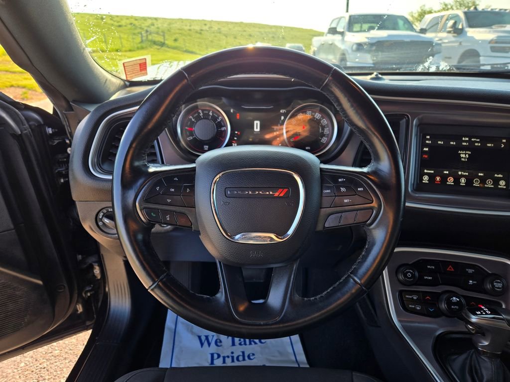 Used 2019 Dodge Challenger SXT AWD/4WD image 19