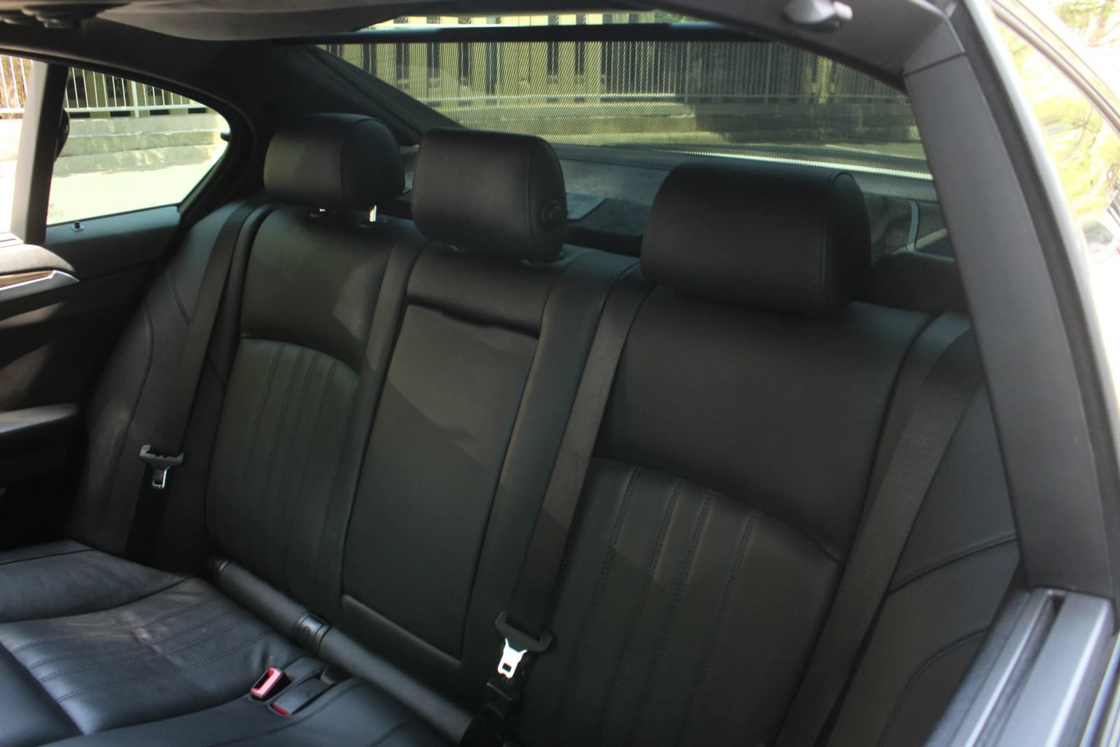 Used 2013 BMW M5 RWD image 19