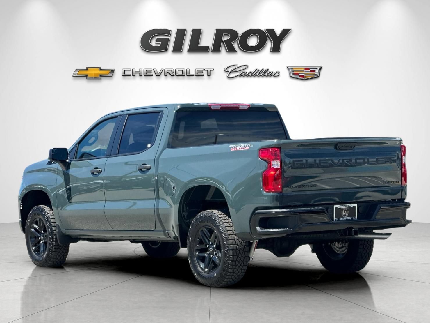 Used 2026 Chevrolet Silverado 1500 Custom Trail Boss w/ LPO, Dark Essentials Package AWD/4WD image 5