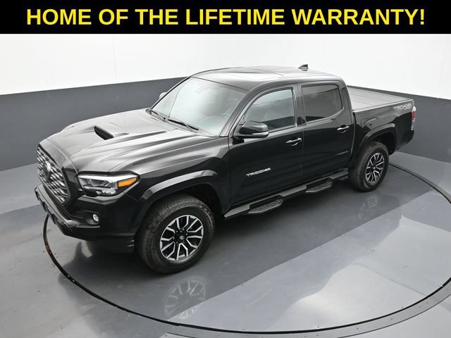 Used 2021 Toyota Tacoma TRD Sport w/ TRD Premium Sport Package AWD/4WD image 57