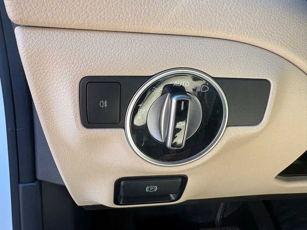 Used 2019 Mercedes-Benz CLA 250 image 25