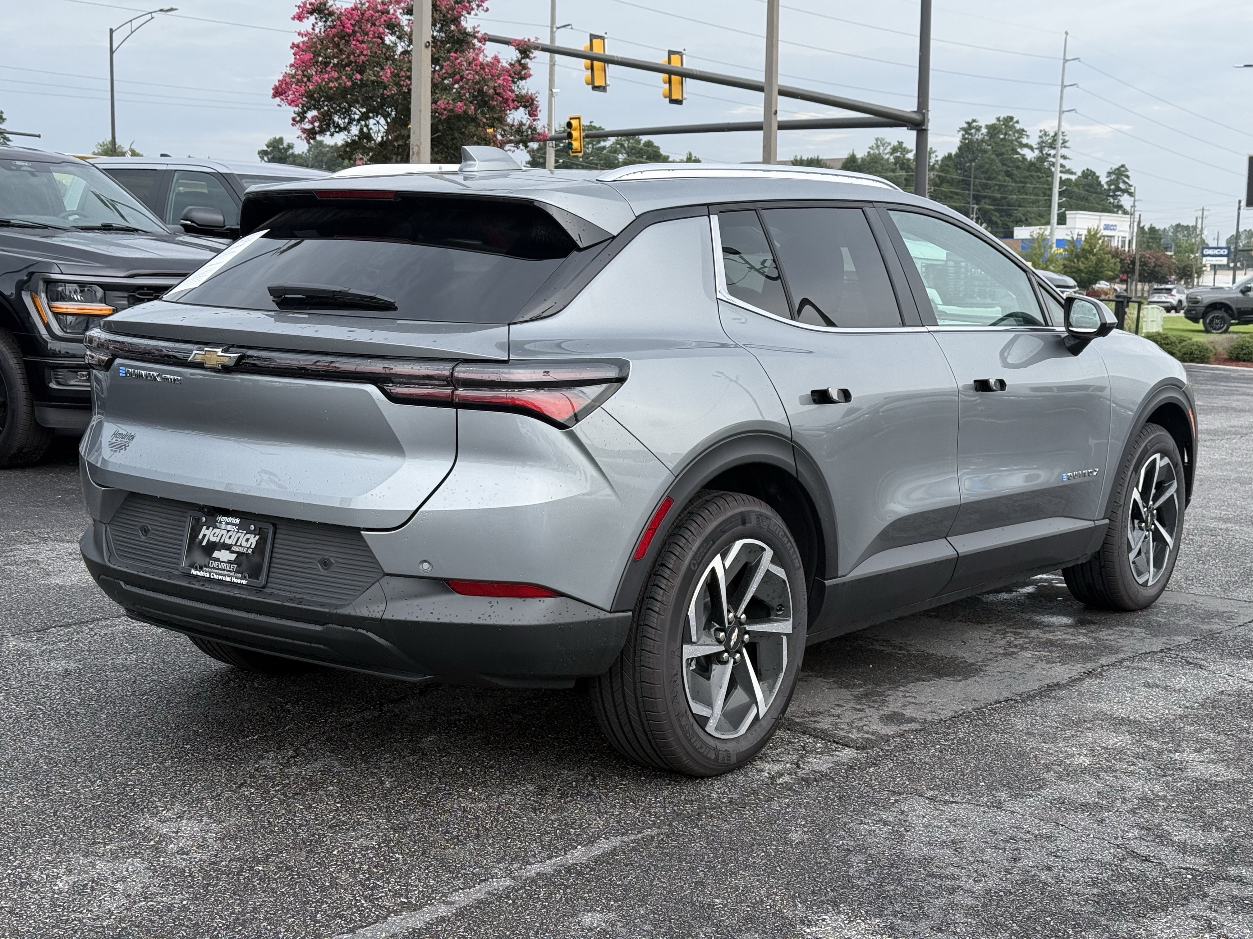 New 2026 Chevrolet Equinox EV LT AWD/4WD image 10