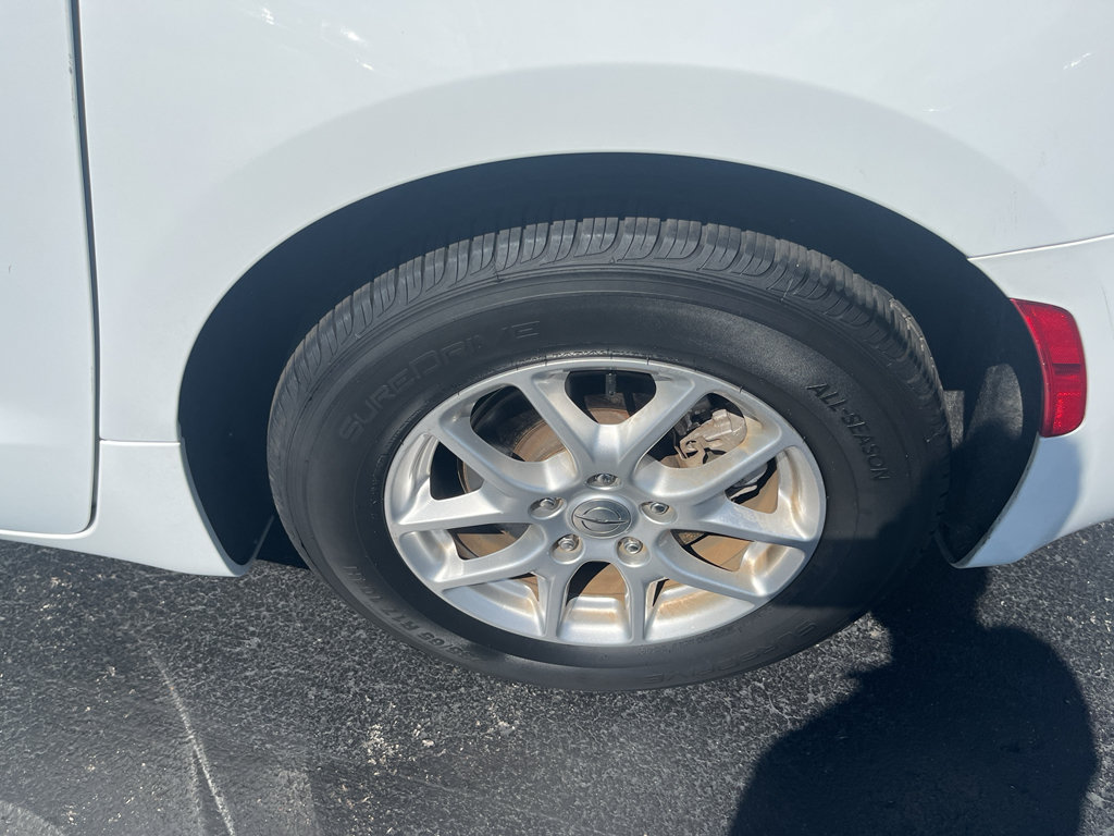 Used 2023 Chrysler Pacifica Touring-L FWD image 63