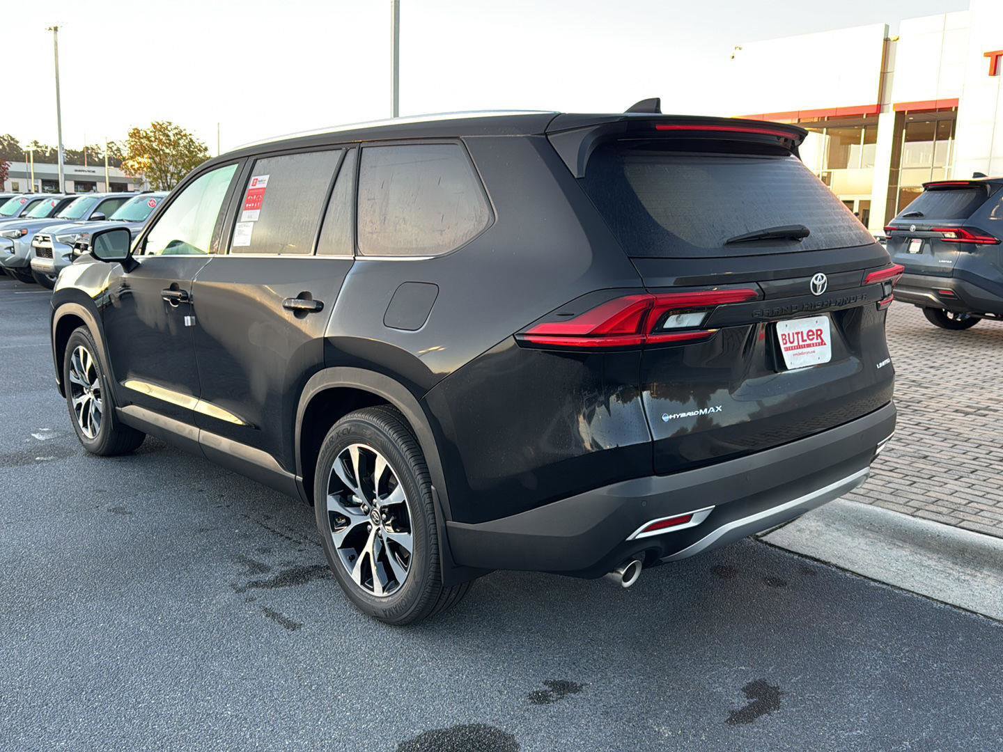 New 2026 Toyota Grand Highlander AWD Hybrid image 3