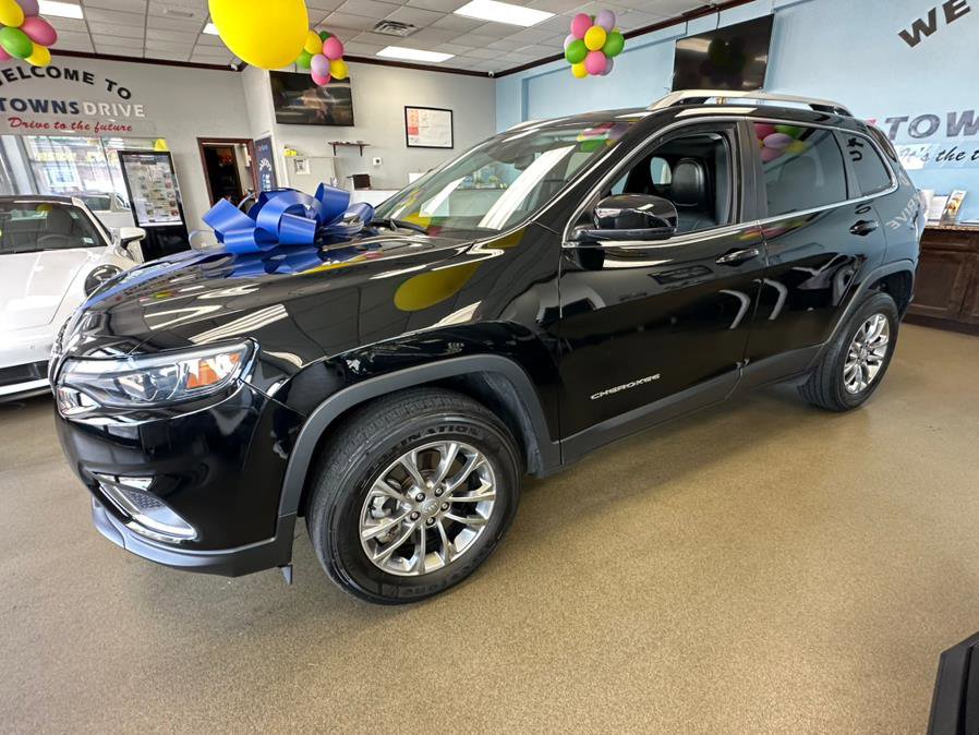 Used 2021 Jeep Cherokee Latitude Lux w/ Sun & Sound Group AWD/4WD image 6