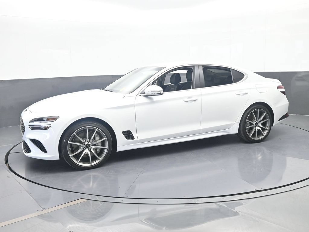 Used 2025 Genesis G70 2.5T RWD image 2