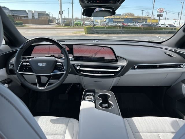 Used 2024 Cadillac Lyriq Luxury w/ LPO, Floor Liner Package image 12