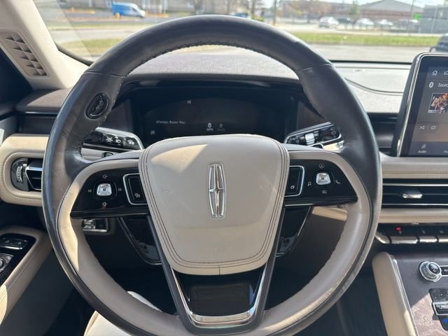 Used 2022 Lincoln Aviator Reserve w/ Equipment Group 201A image 16