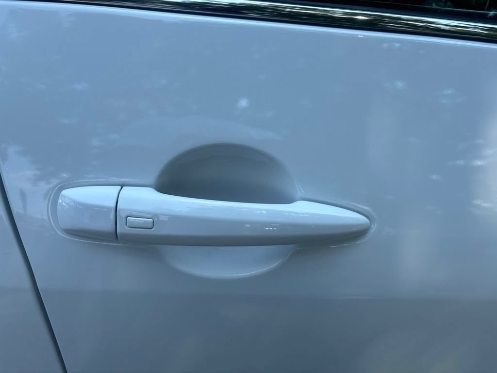 Used 2025 Nissan Sentra SV FWD image 28
